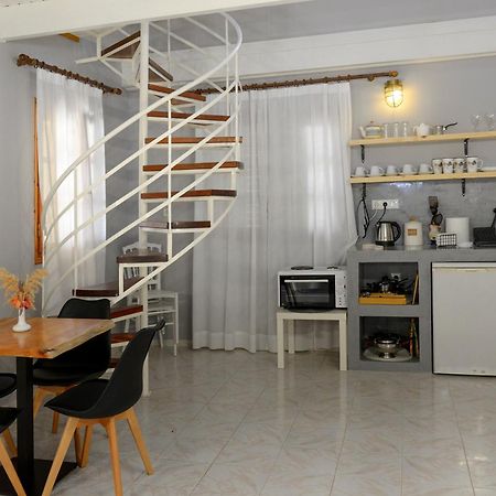 Albouro Seafront Apartments Kateleios Zewnętrze zdjęcie
