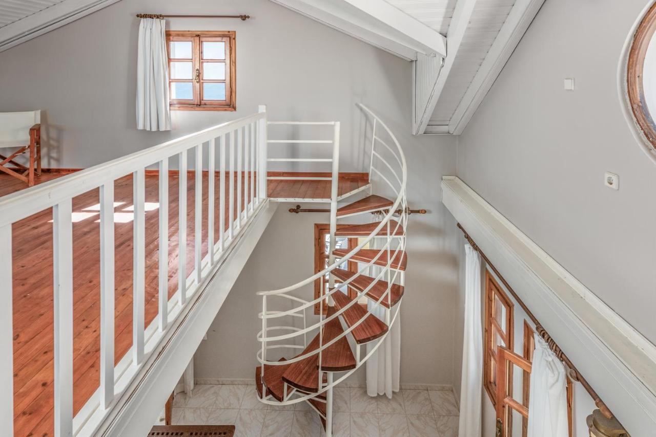Albouro Seafront Apartments Kateleios Zewnętrze zdjęcie