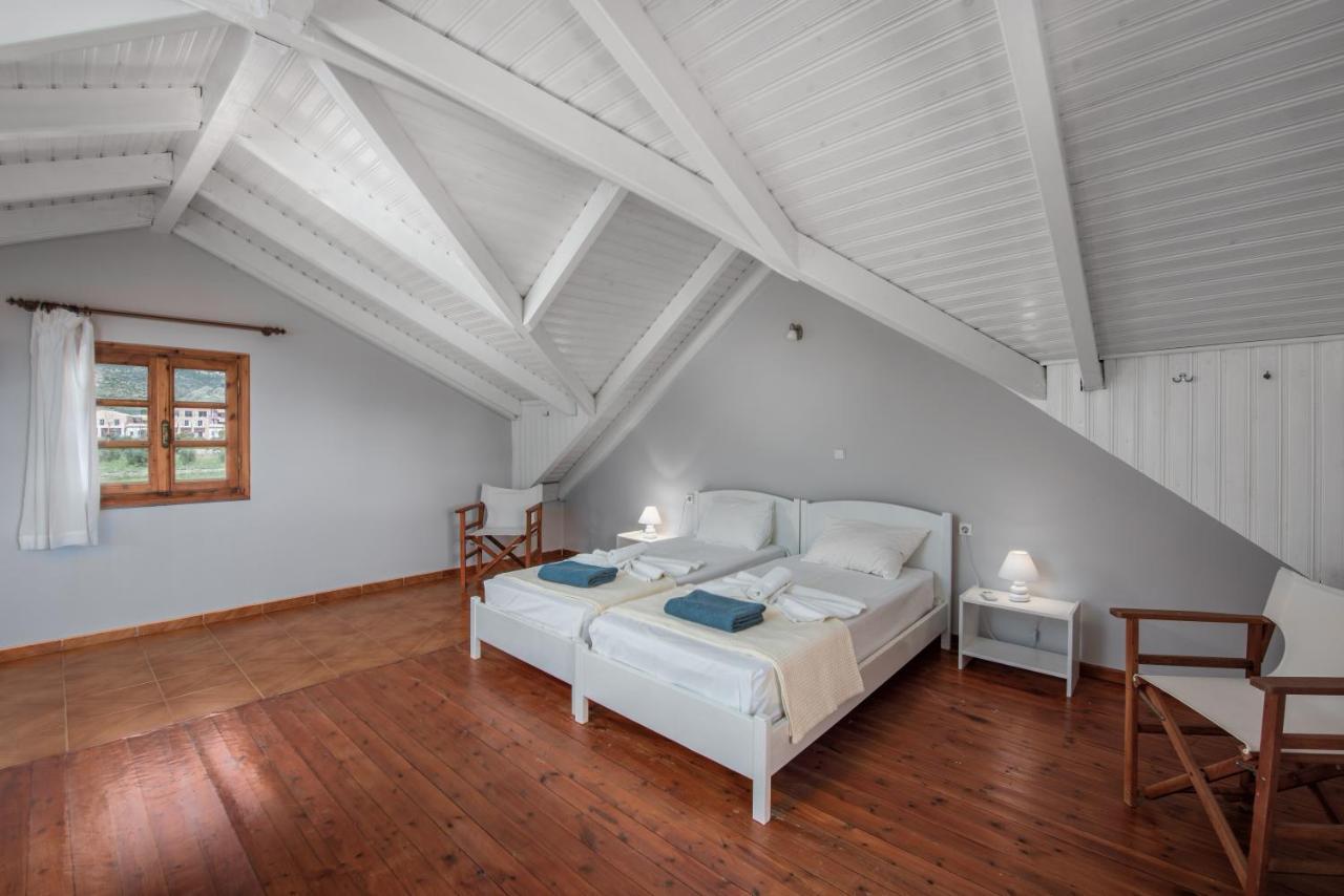 Albouro Seafront Apartments Kateleios Zewnętrze zdjęcie