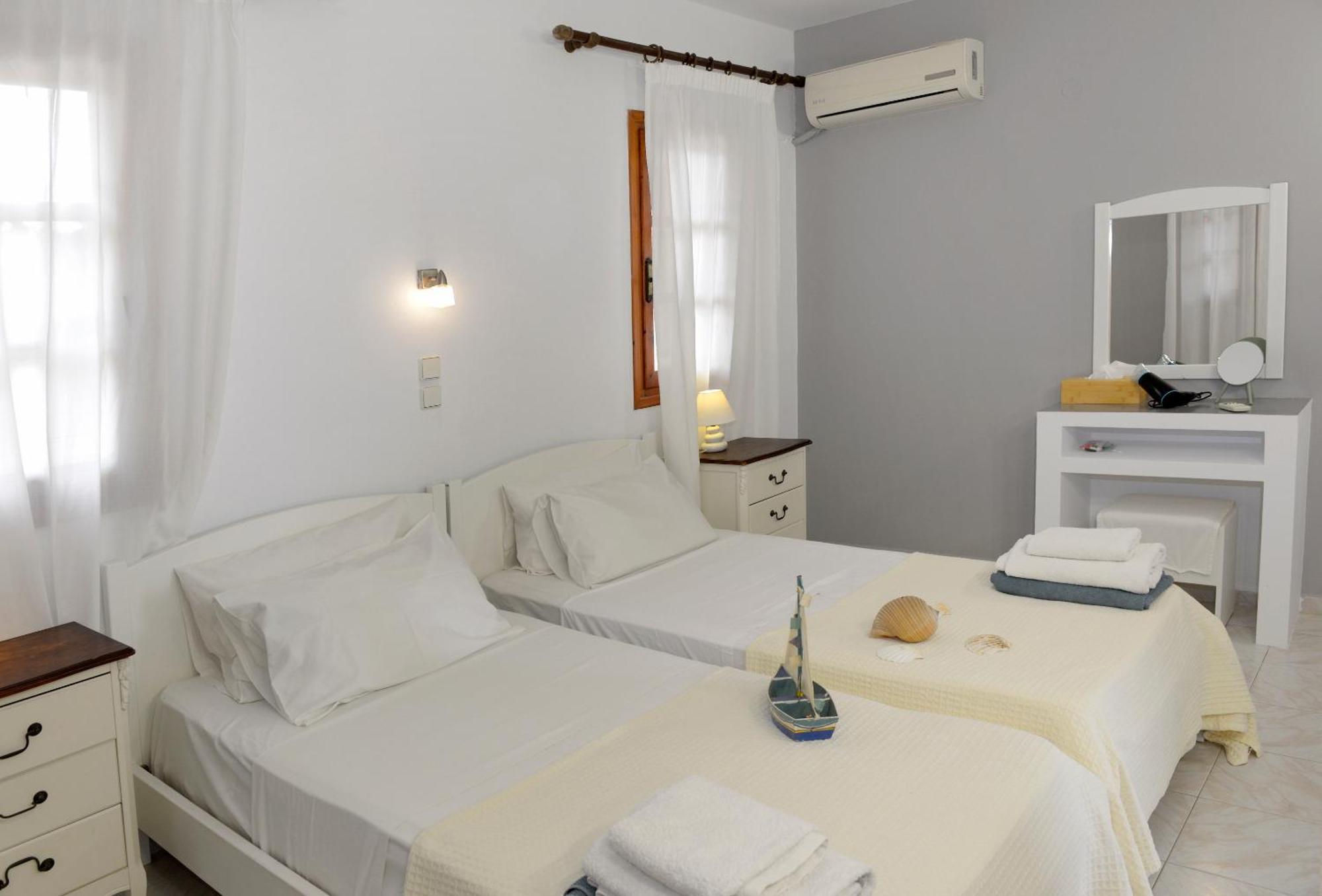 Albouro Seafront Apartments Kateleios Zewnętrze zdjęcie