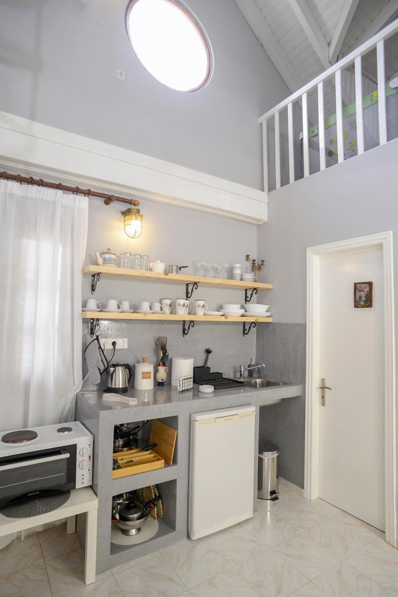Albouro Seafront Apartments Kateleios Zewnętrze zdjęcie