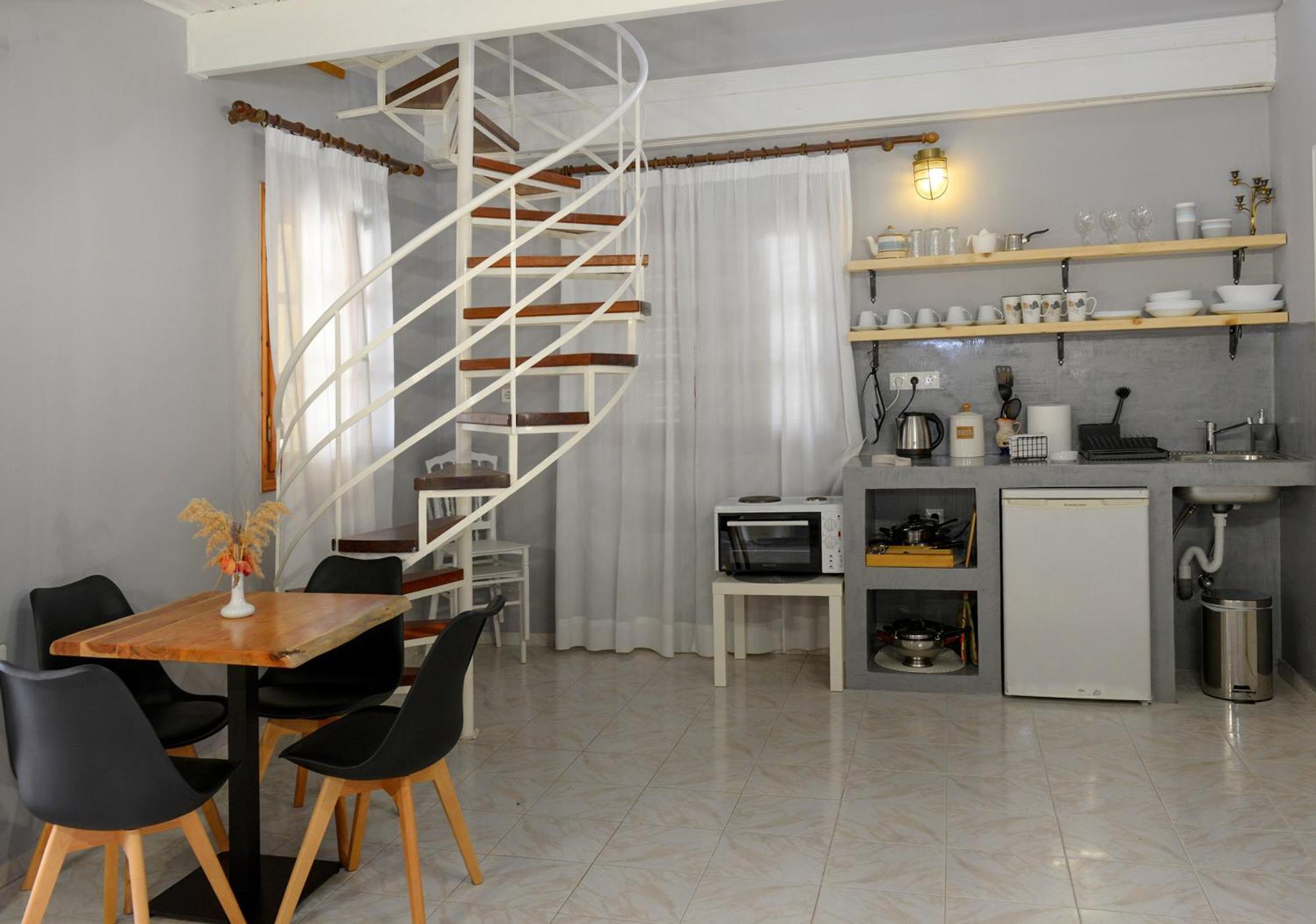 Albouro Seafront Apartments Kateleios Zewnętrze zdjęcie