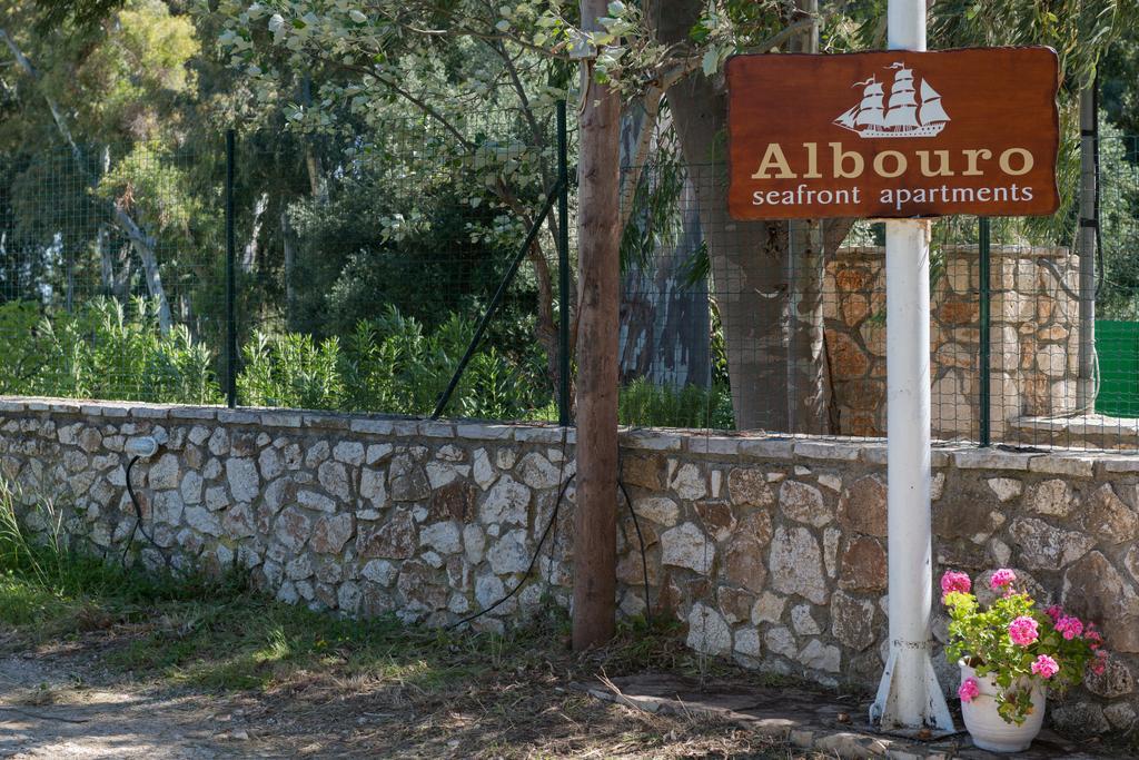 Albouro Seafront Apartments Kateleios Zewnętrze zdjęcie