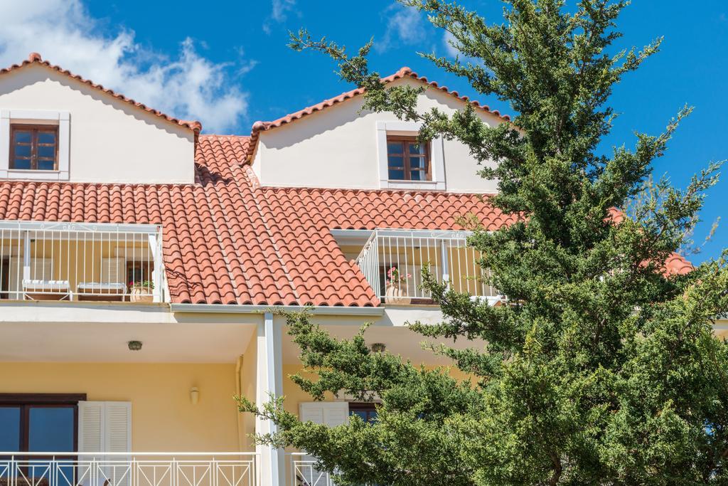 Albouro Seafront Apartments Kateleios Zewnętrze zdjęcie