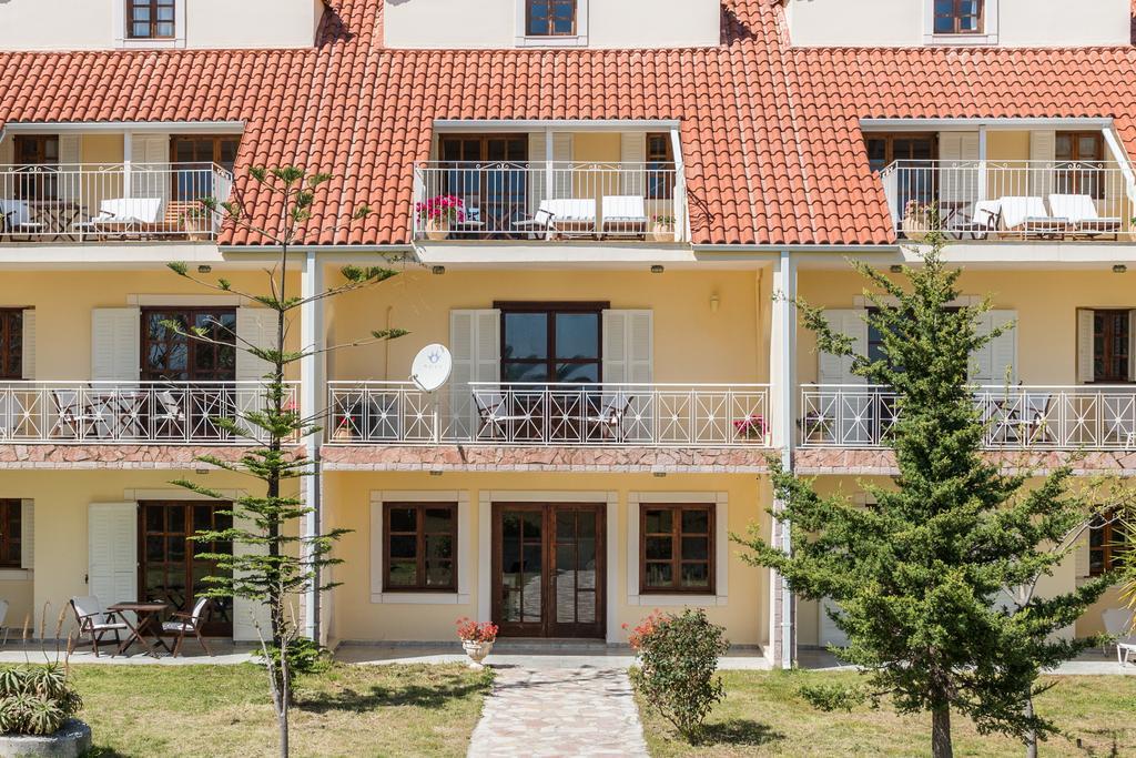 Albouro Seafront Apartments Kateleios Zewnętrze zdjęcie