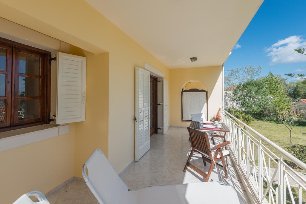 Albouro Seafront Apartments Kateleios Zewnętrze zdjęcie
