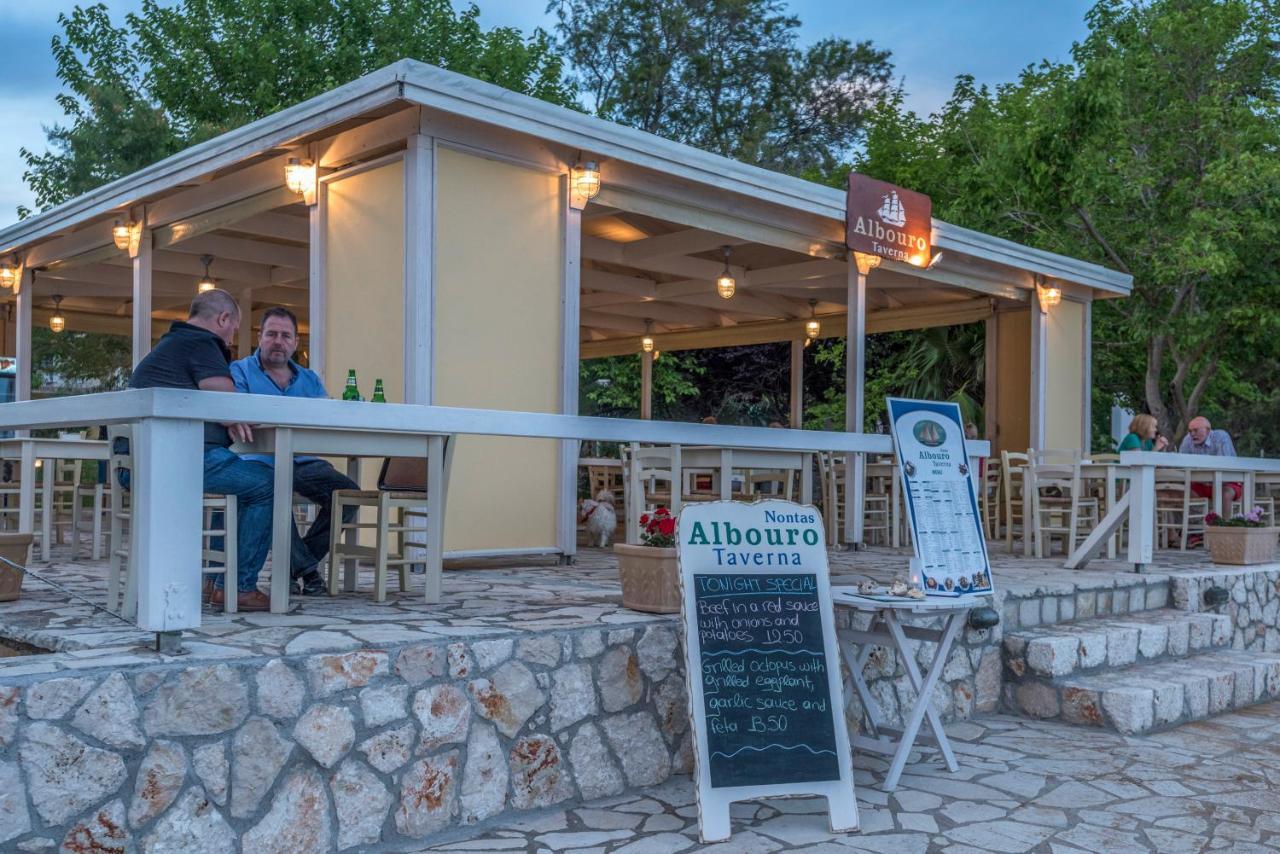 Albouro Seafront Apartments Kateleios Zewnętrze zdjęcie
